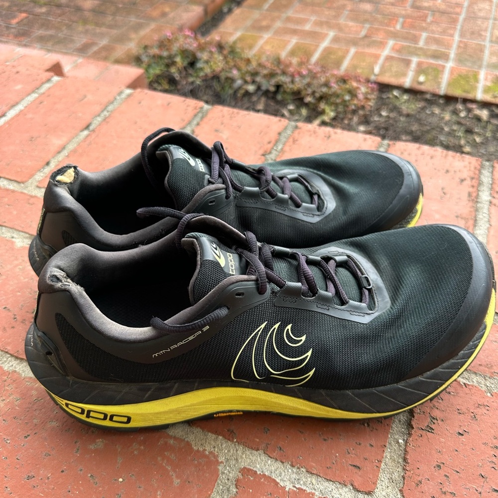 Men’s Topo Mtn Racer 3 Trail Running Shoes Black 11.5